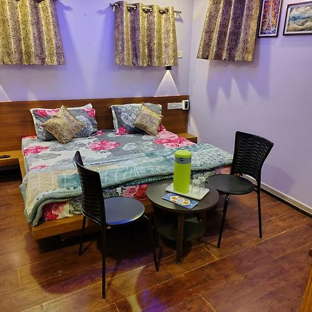 Shaleen Elegance Homestay Nakki Lake 400 Meters 卜山 外观 照片