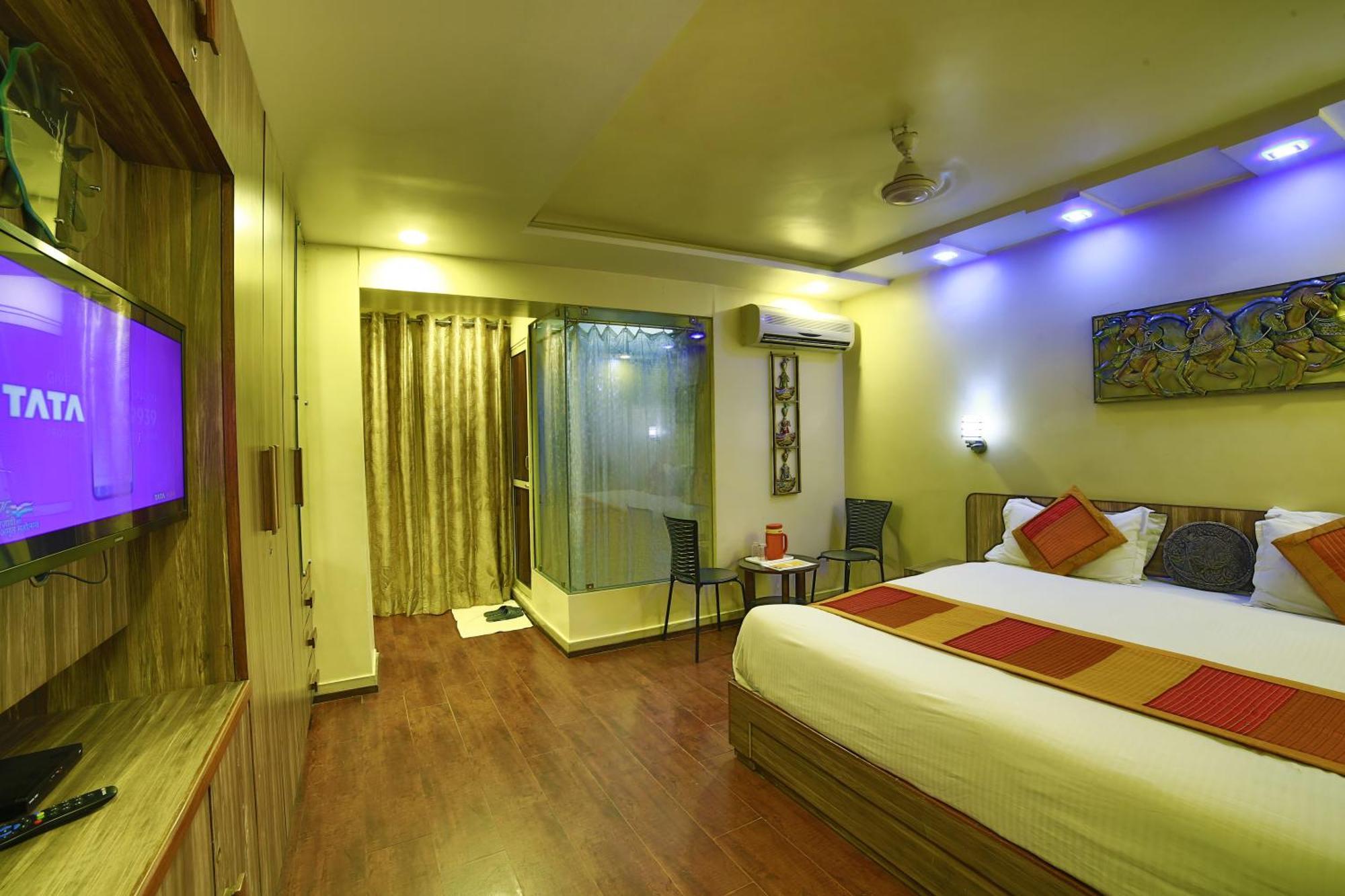 Shaleen Elegance Homestay Nakki Lake 400 Meters 卜山 外观 照片