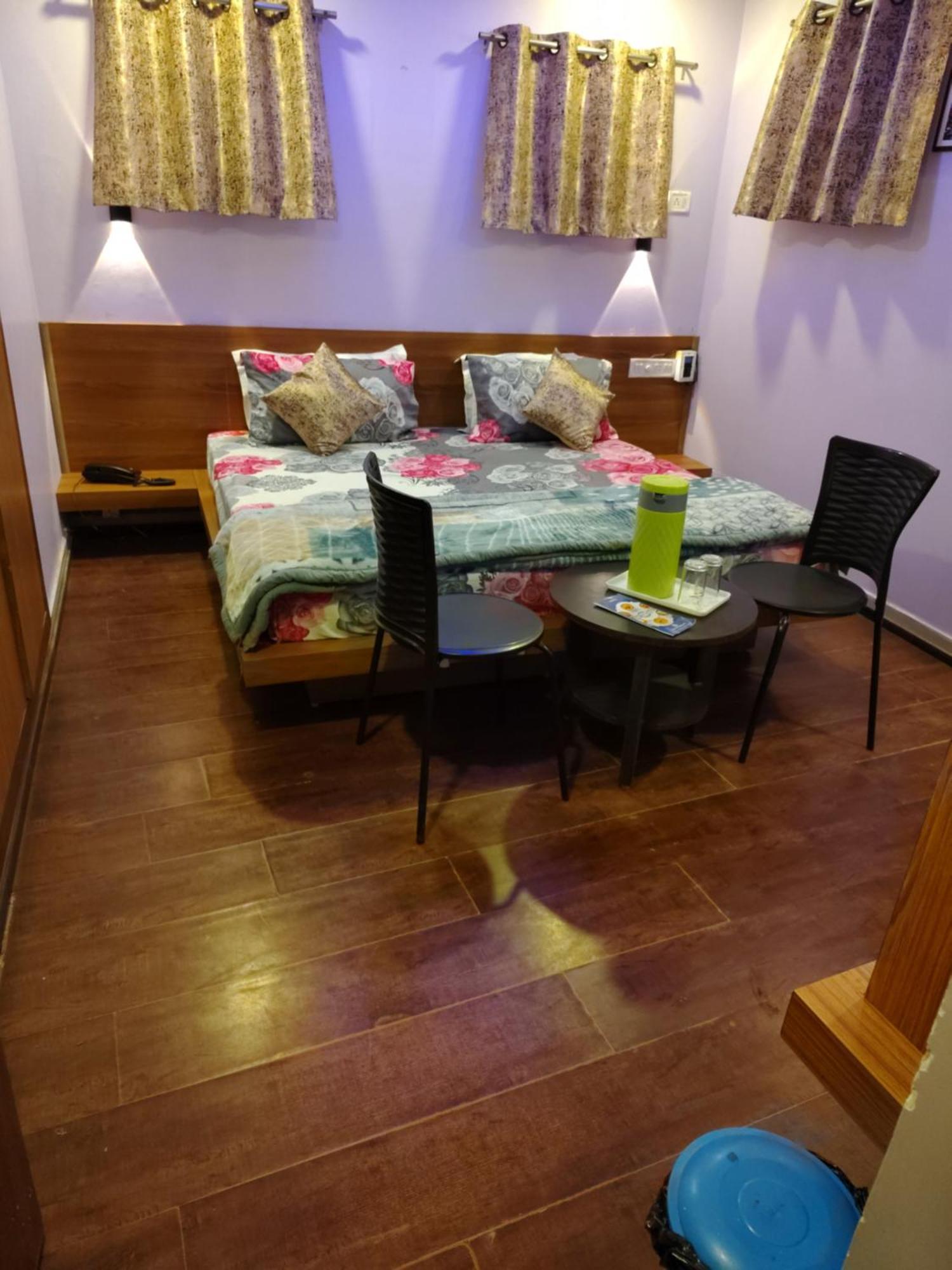 Shaleen Elegance Homestay Nakki Lake 400 Meters 卜山 外观 照片